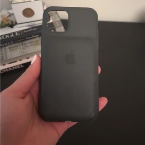 iPhone 11 Pro charging case!! No maxes!!! Only pros or iPhone 11’s.